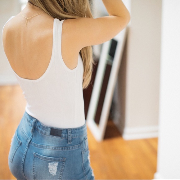 SoldOut11thStreet - Picture 2 of 5